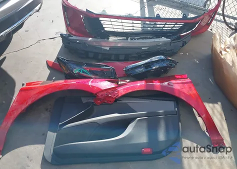 2025 Toyota Camry Le from USA, damaged, VIN 4T1DAACK2SU108807